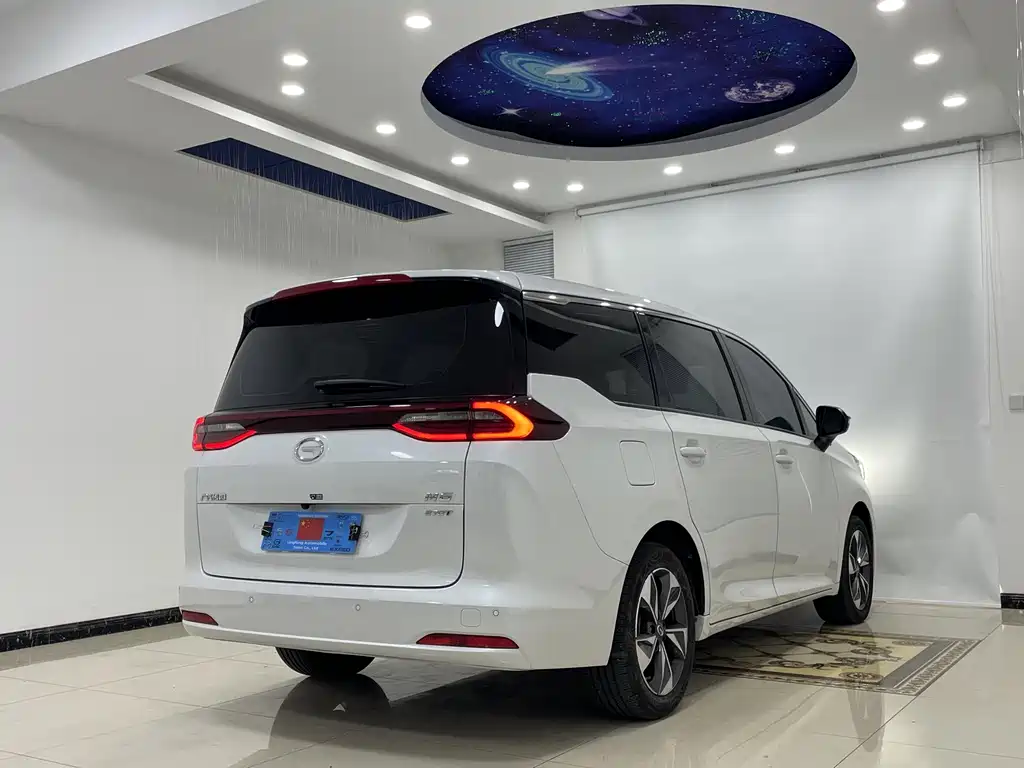 GAC Motor Trumpchi M6 — фото 21