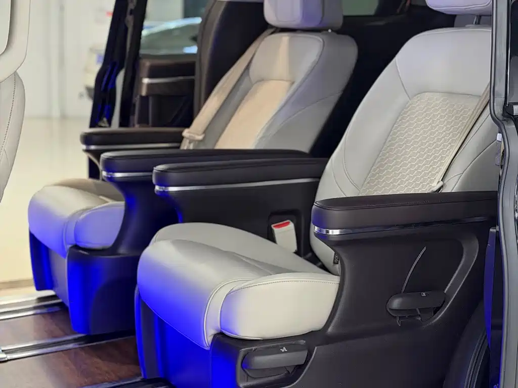 GAC Motor Trumpchi M8 — фото 19