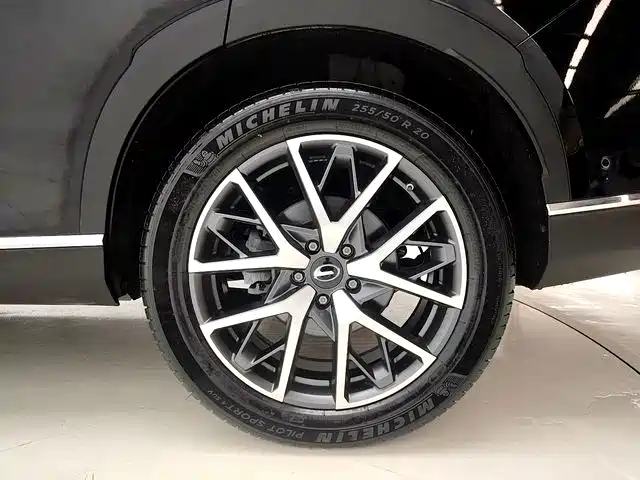 GAC Motor Trumpchi GS8 — фото 2