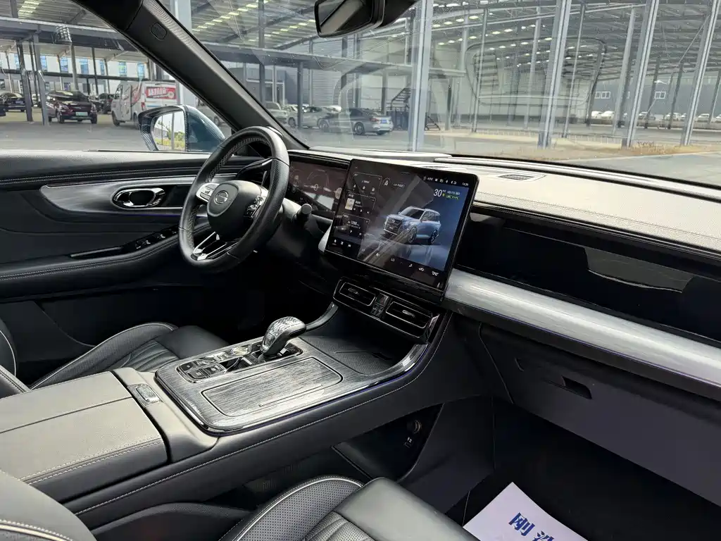 GAC Motor Trumpchi GS8 — фото 9