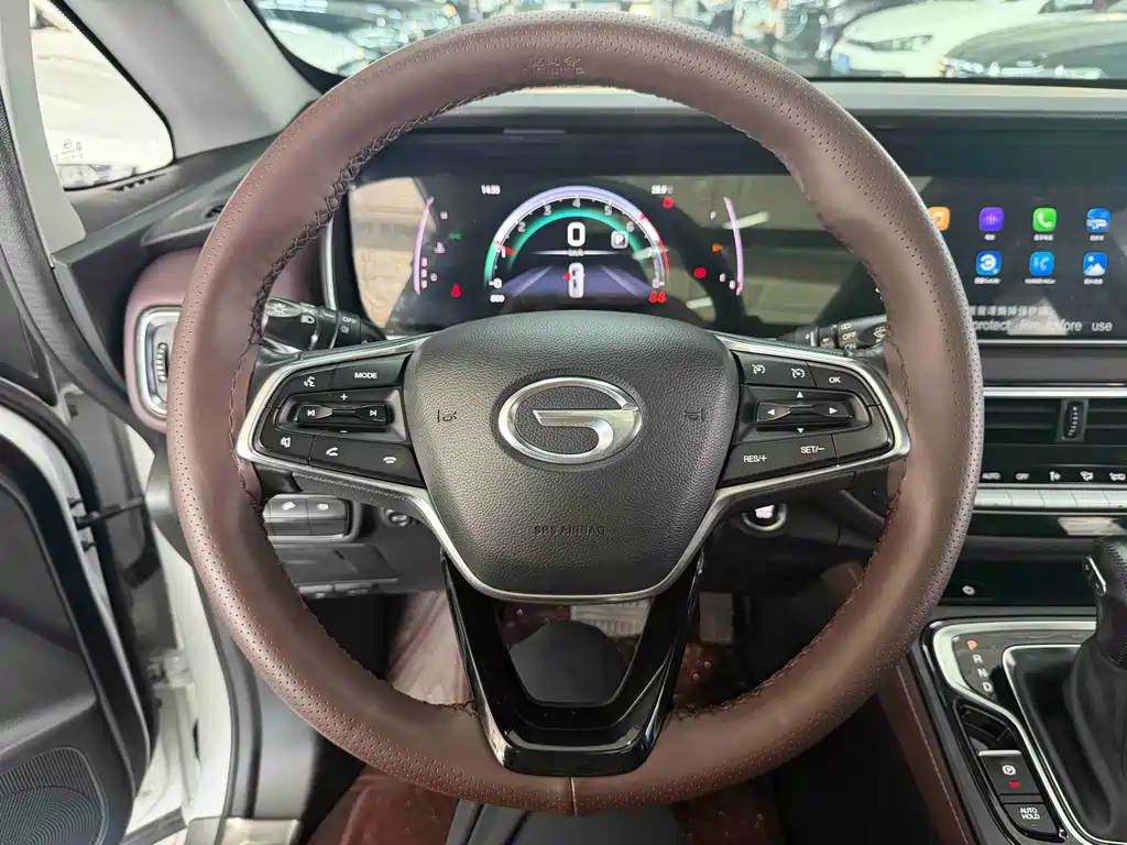 GAC Motor Trumpchi M6 — фото 13