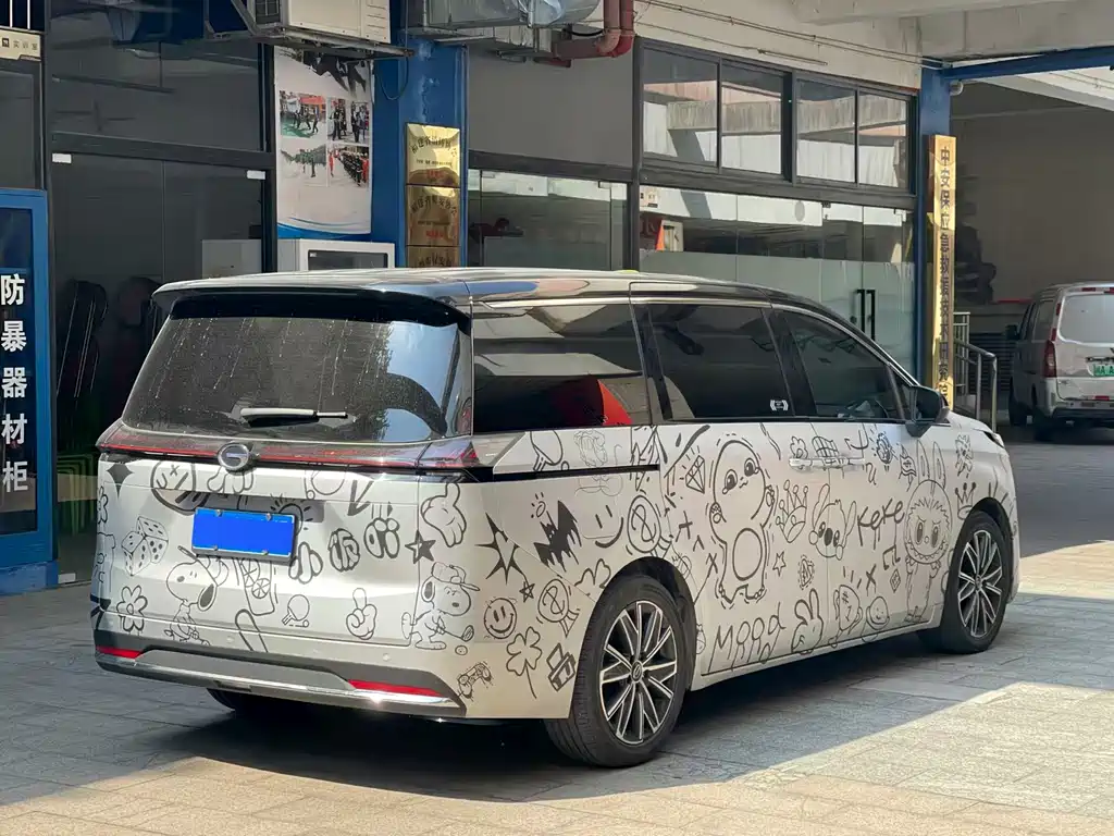 GAC Motor Trumpchi E8 — фото 4