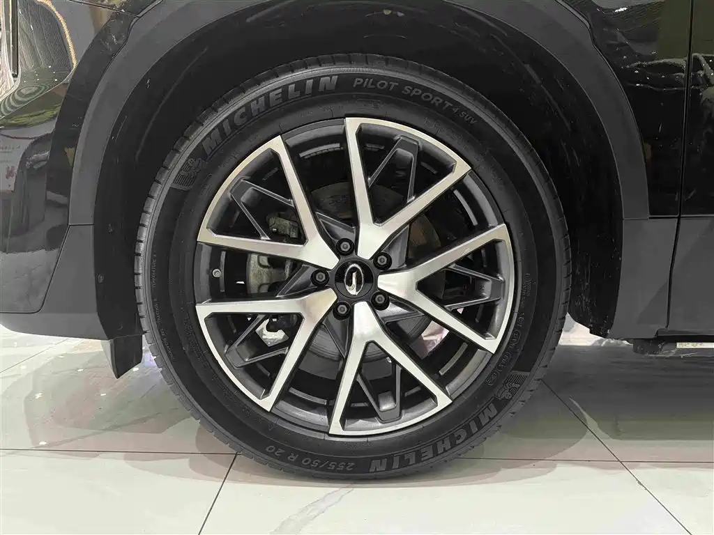 GAC Motor Trumpchi GS8 — фото 9