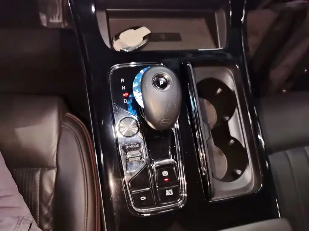 GAC Motor Trumpchi M8 — фото 14