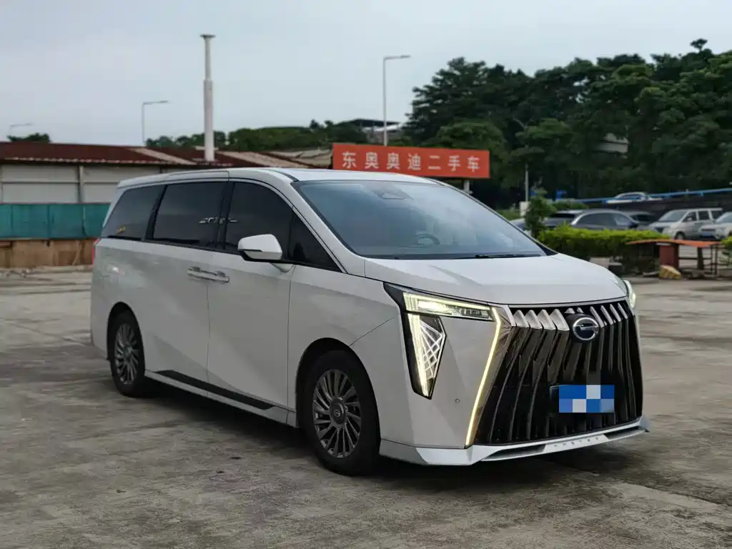 GAC Motor Trumpchi M8 — фото 3