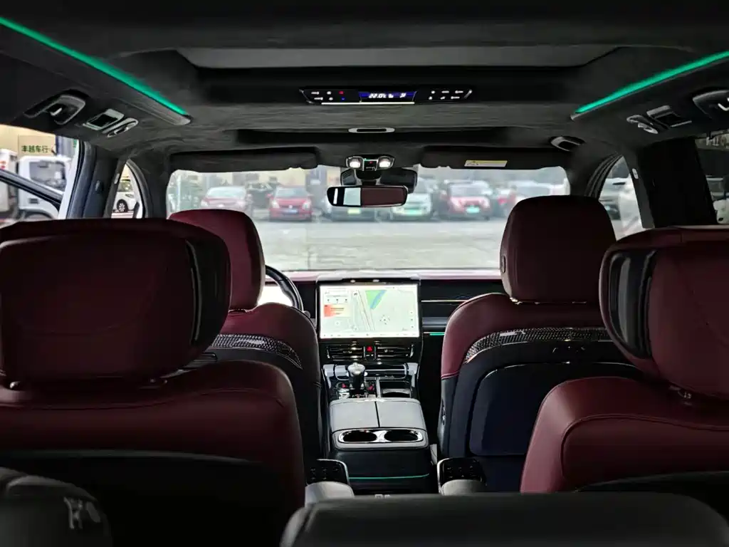 GAC Motor Trumpchi M8 — фото 10