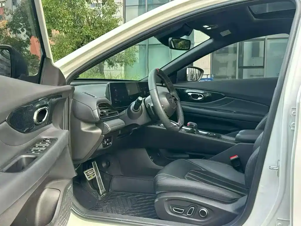 GAC Motor Shadow Leopard — фото 4
