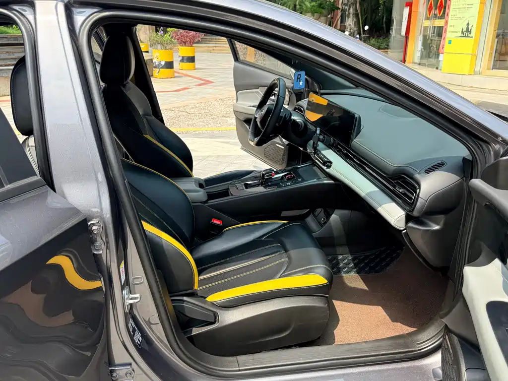 GAC Motor Shadow Leopard — фото 10