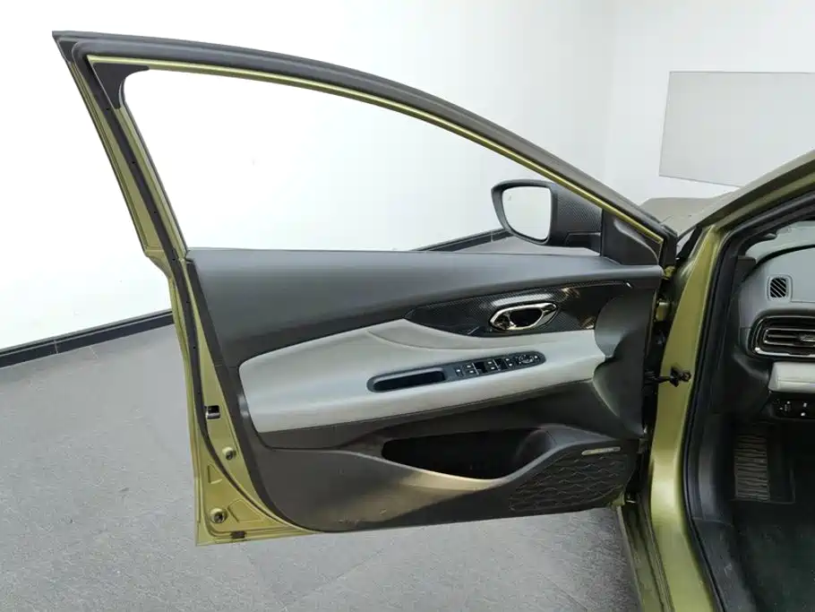 GAC Motor Shadow Leopard — фото 7
