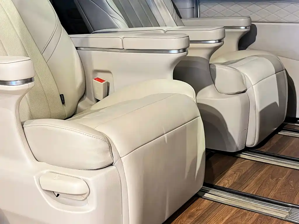 GAC Motor Trumpchi M8 — фото 19