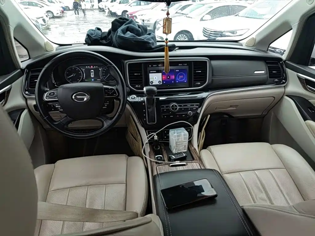 GAC Motor Trumpchi M8 — фото 10