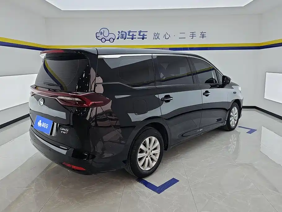 GAC Motor Trumpchi M6 — фото 3