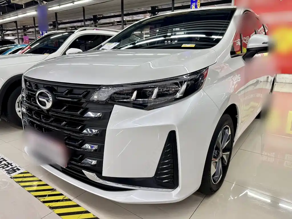 GAC Motor Trumpchi M6 — фото 2