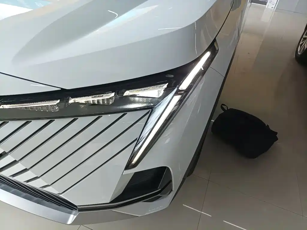 GAC Motor Shadow Cool — фото 18