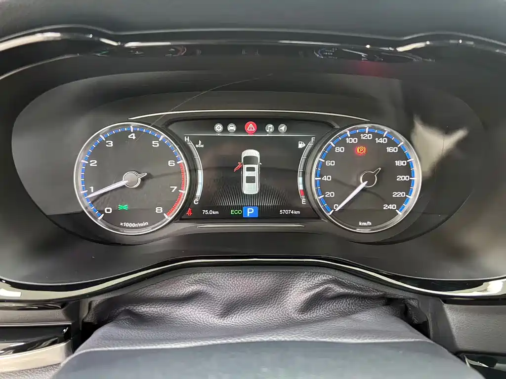 GAC Motor Trumpchi M8 — фото 13
