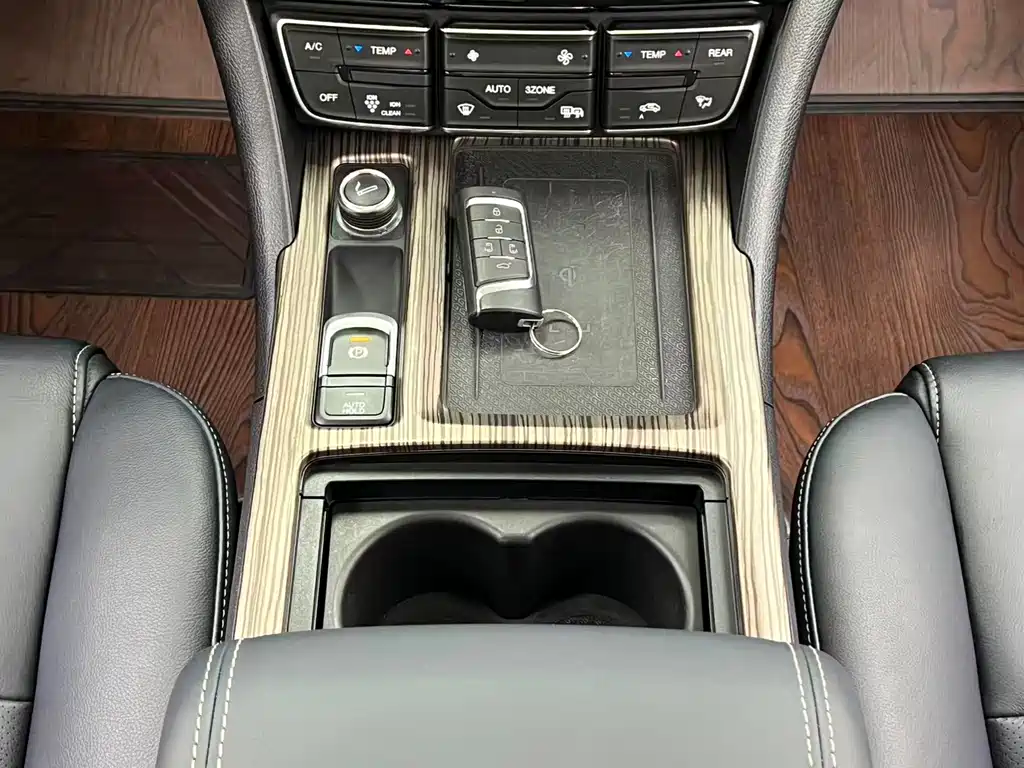 GAC Motor Trumpchi M8 — фото 14