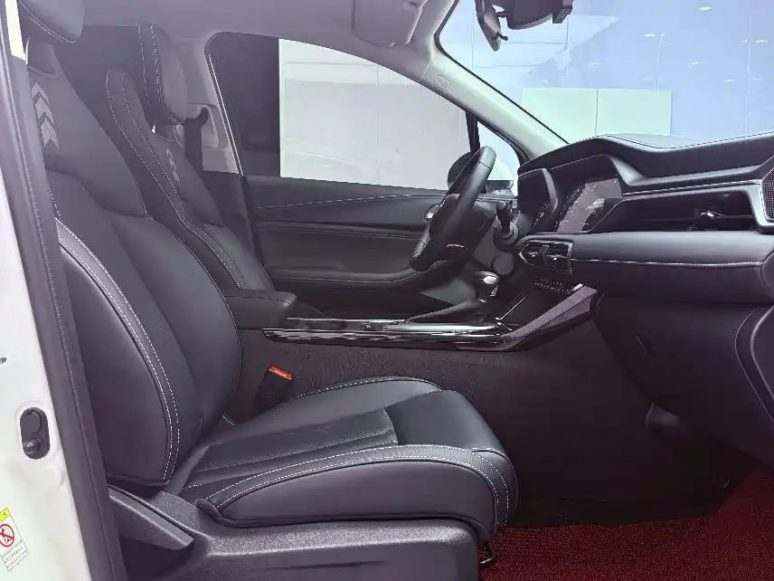 GAC Motor Trumpchi GS4 — фото 18