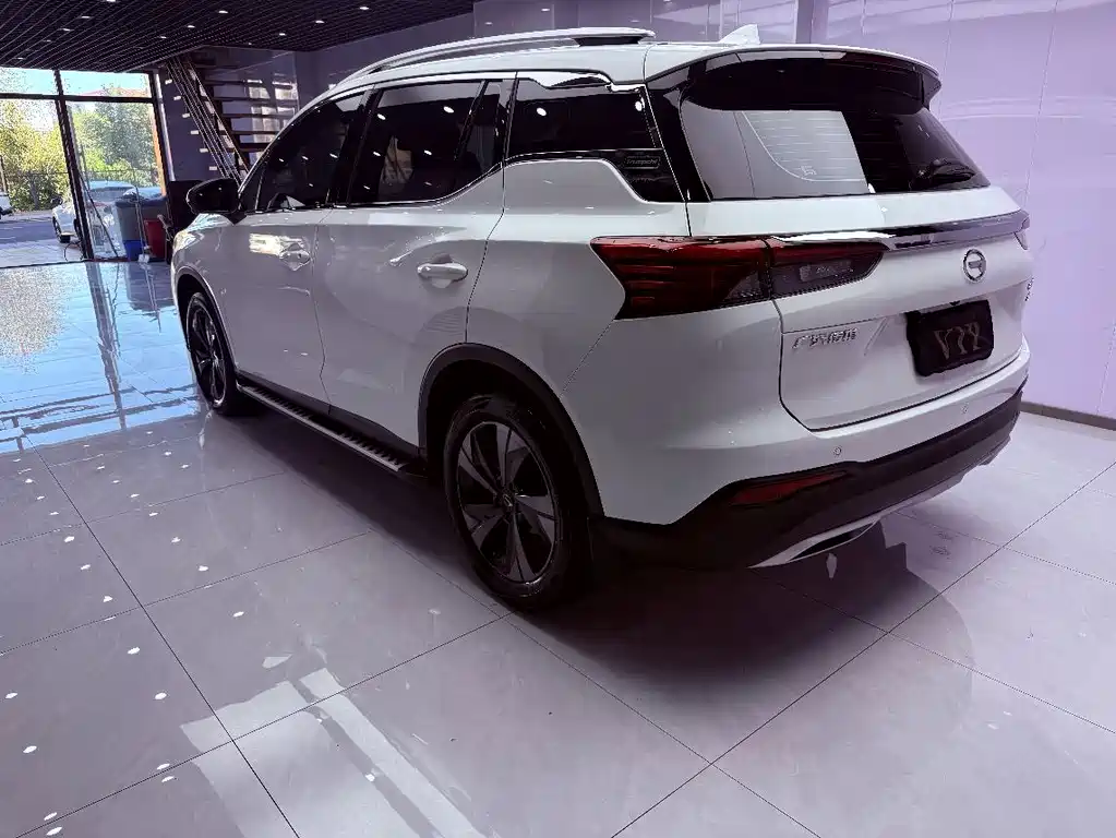 GAC Motor Trumpchi GS4 — фото 3