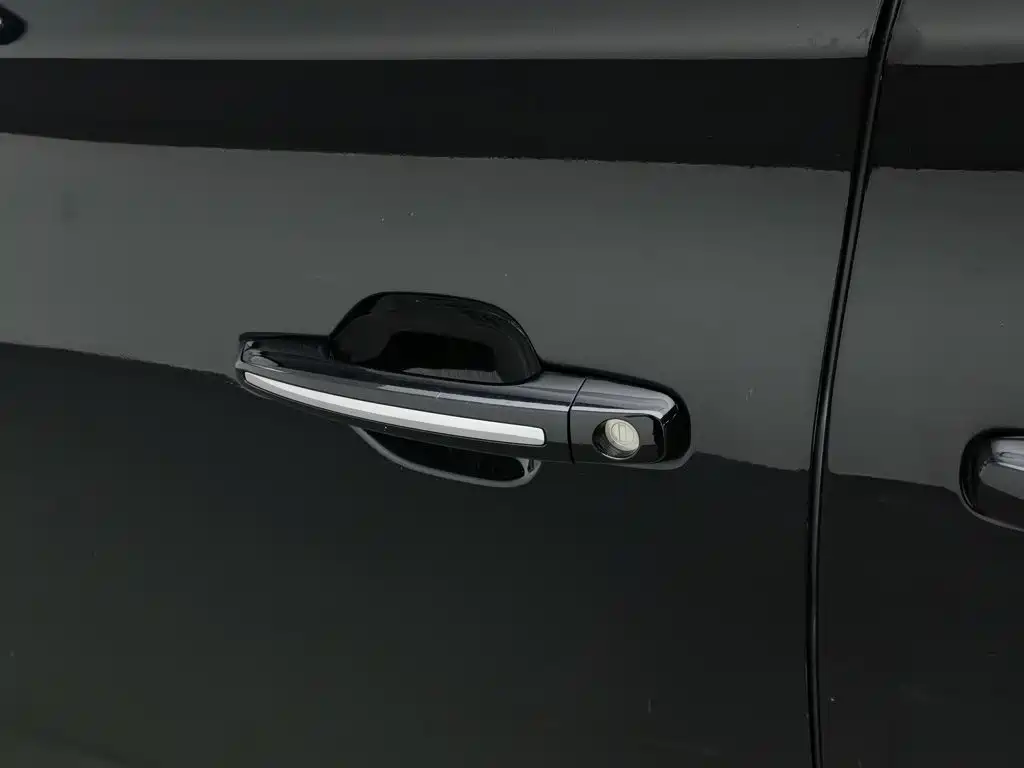 GAC Motor Trumpchi M8 — фото 18