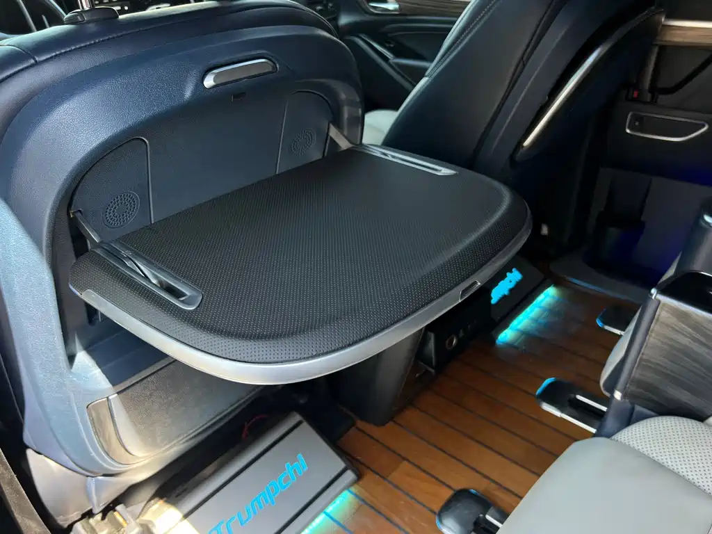 GAC Motor Trumpchi M8 — фото 26