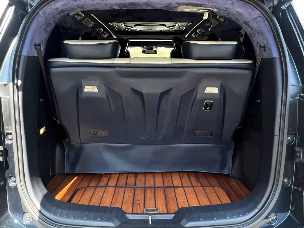GAC Motor Trumpchi M8 — фото 29