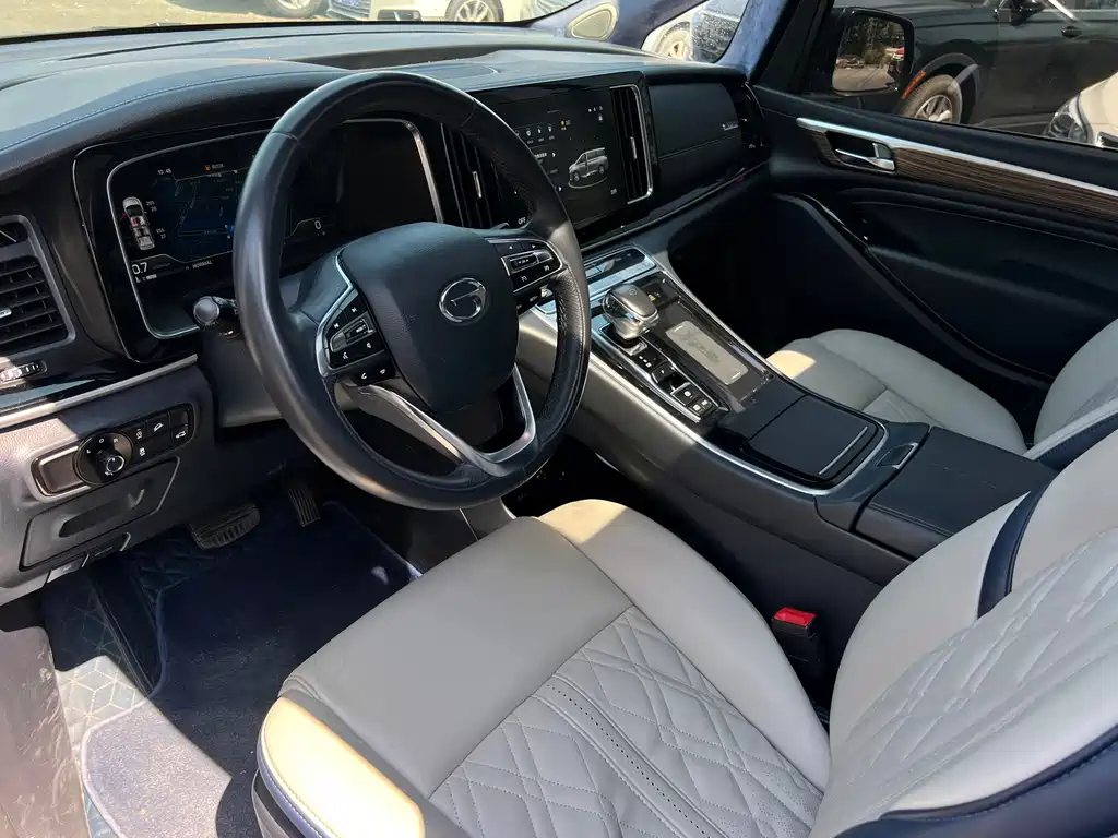 GAC Motor Trumpchi M8 — фото 10