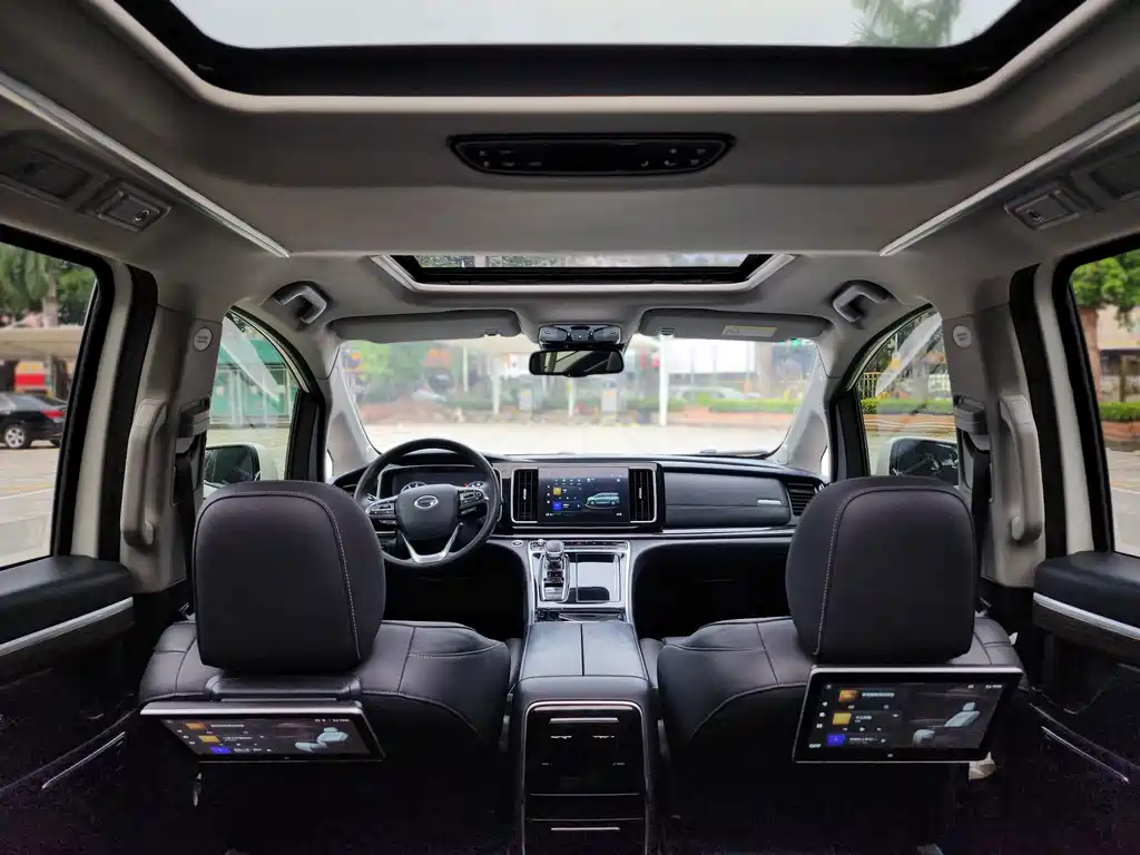 GAC Motor Trumpchi M8 — фото 22