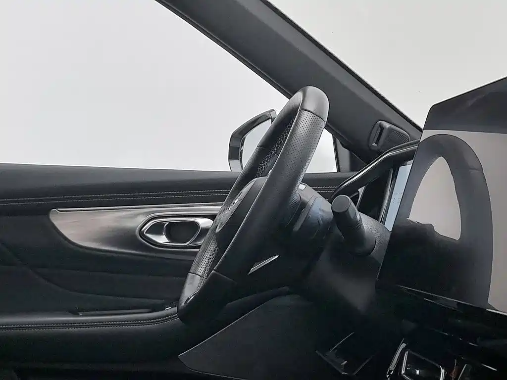 GAC Motor Trumpchi GS8 — фото 22