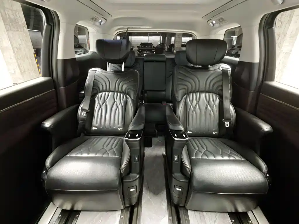 GAC Motor Trumpchi M8 — фото 15