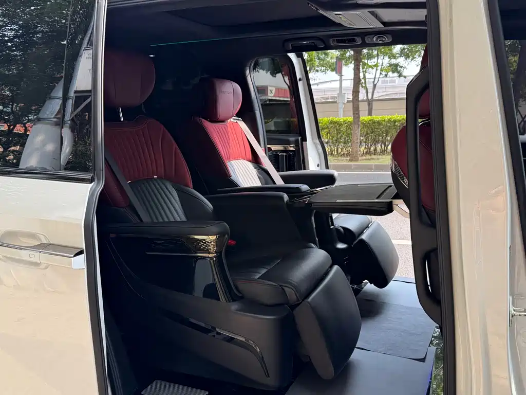 GAC Motor Trumpchi M8 — фото 8