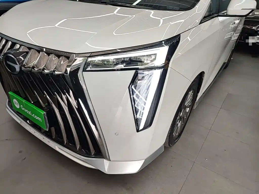 GAC Motor Trumpchi M8 — фото 24
