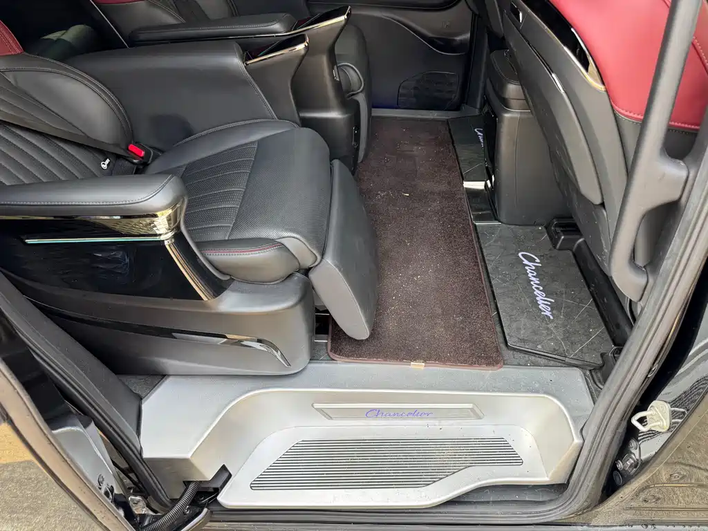 GAC Motor Trumpchi E9 — фото 14