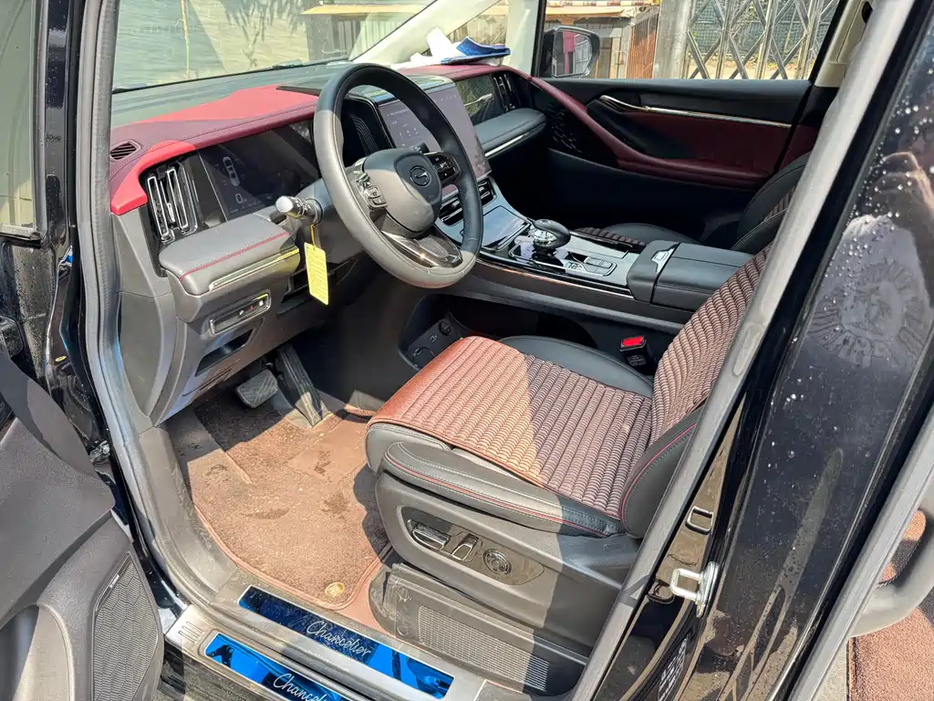 GAC Motor Trumpchi E9 — фото 9