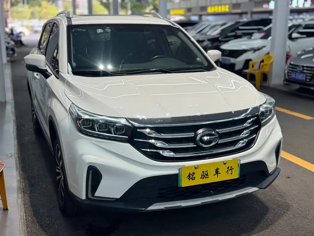 GAC Motor GS4 Hybrid — фото 5