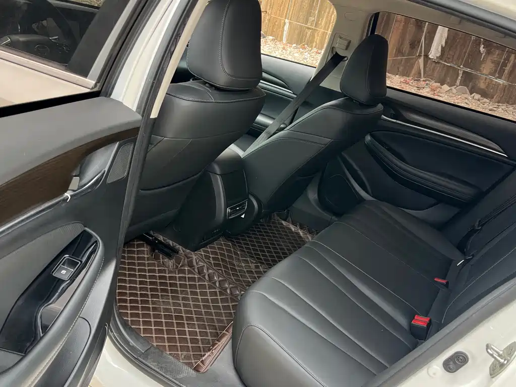GAC Motor Trumpchi GA6 — фото 6