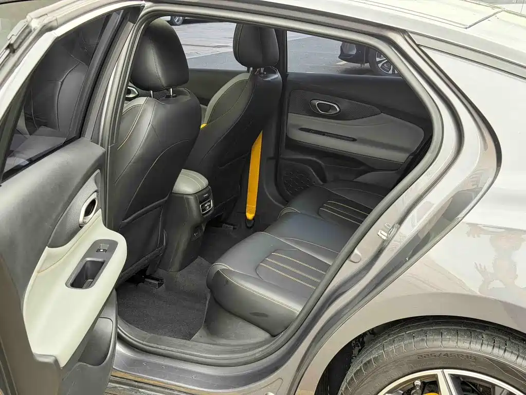 GAC Motor Shadow Leopard — фото 11