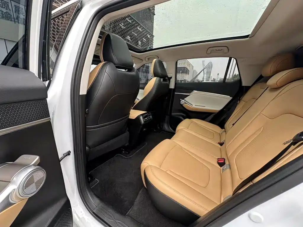 GAC Motor Shadow Cool — фото 14