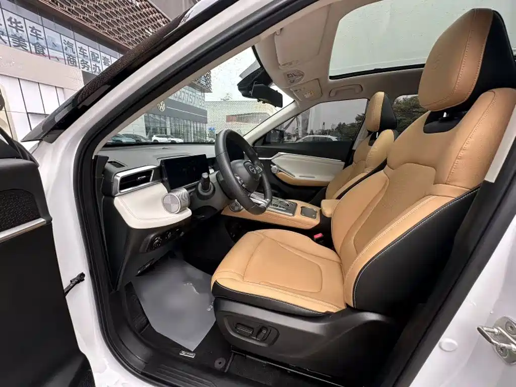 GAC Motor Shadow Cool — фото 15