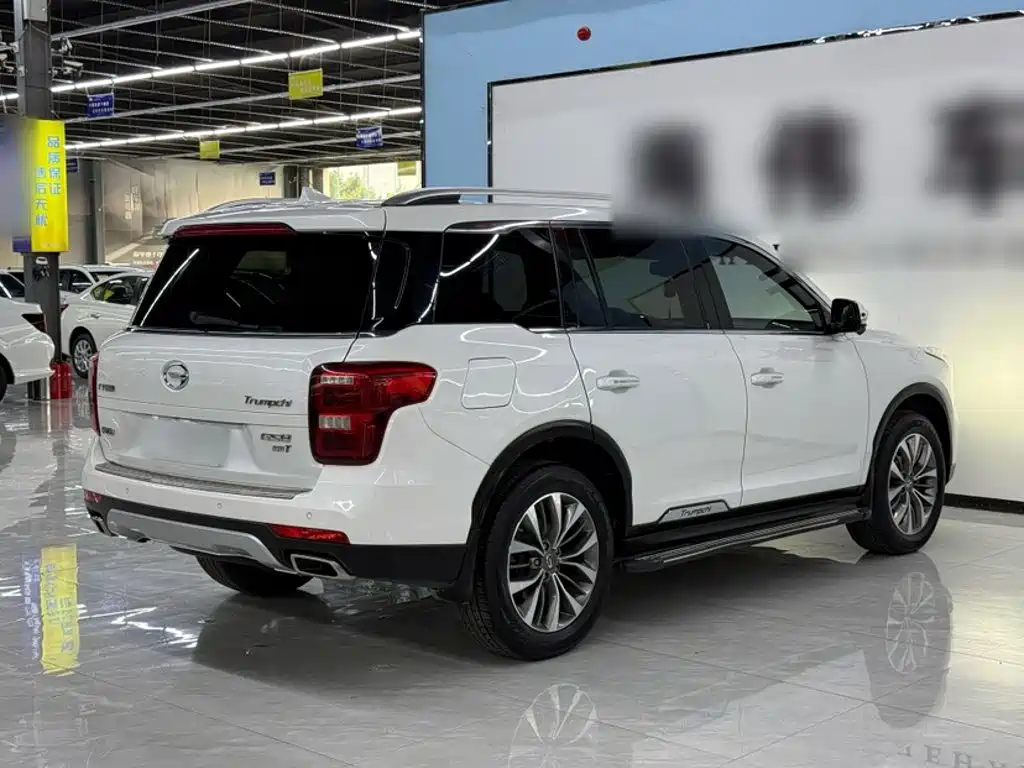 GAC Motor Trumpchi GS8 — фото 14