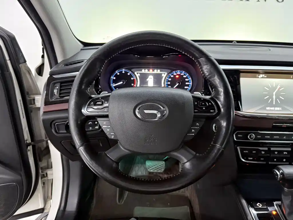 GAC Motor Trumpchi GS8 — фото 17