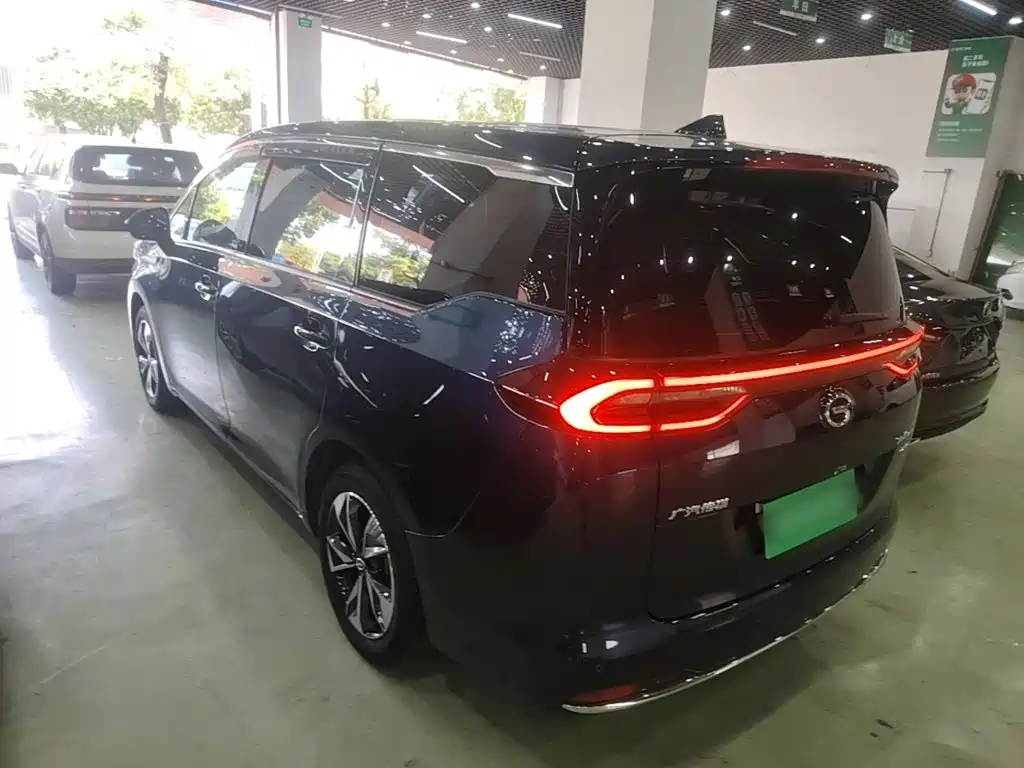 GAC Motor Trumpchi M6 — фото 5