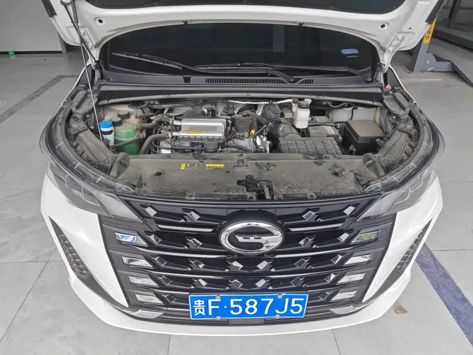 GAC Motor Trumpchi M6 — фото 10