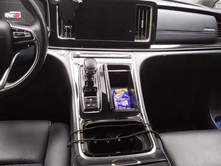 GAC Motor Trumpchi M8 — фото 16