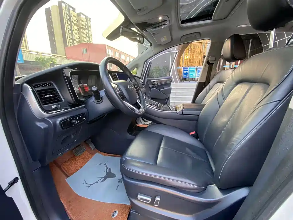 GAC Motor Trumpchi M8 — фото 6