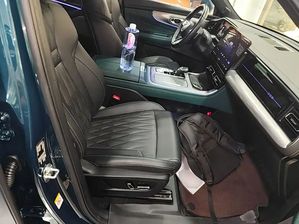 GAC Motor Trumpchi GS8 — фото 25