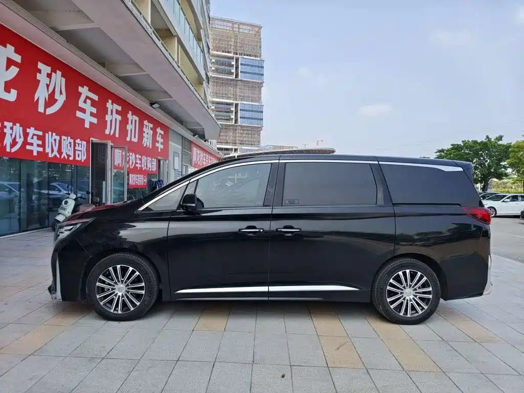 GAC Motor Trumpchi M8 — фото 3