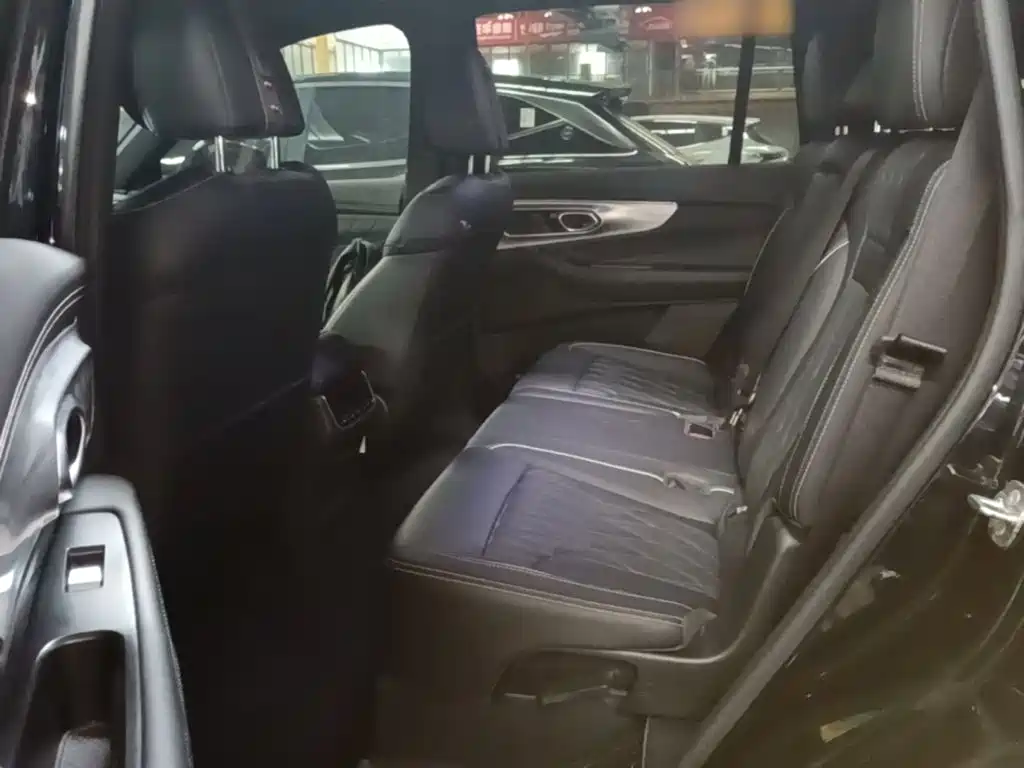 GAC Motor Trumpchi GS8 — фото 17