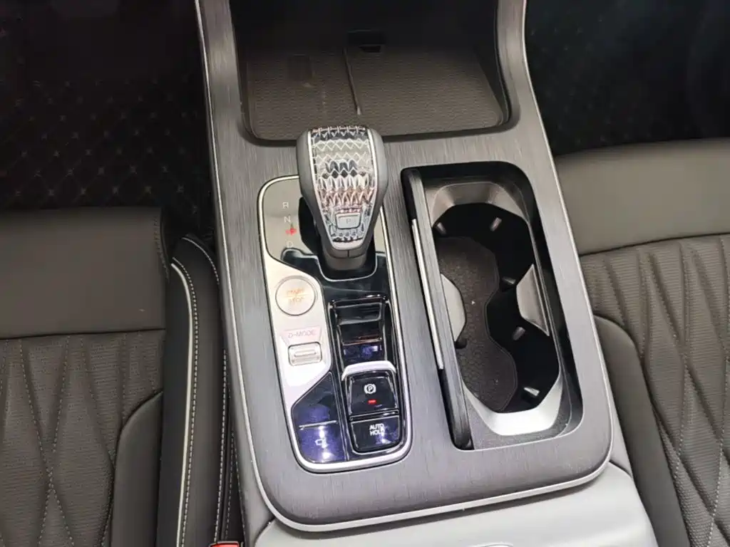 GAC Motor Trumpchi GS8 — фото 14