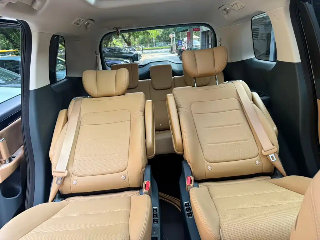GAC Motor Trumpchi E8 — фото 22
