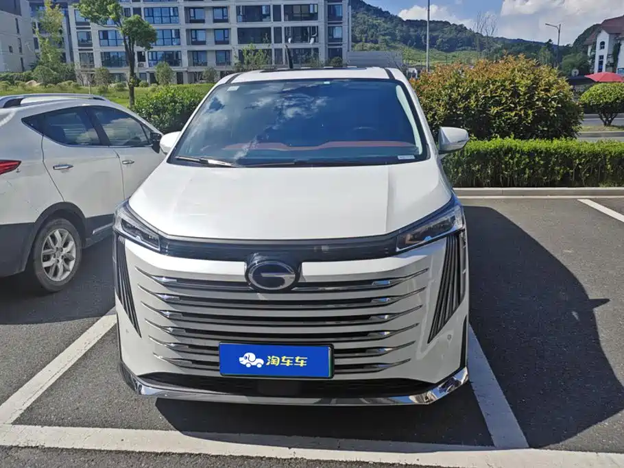 GAC Motor Trumpchi E9 — фото 2